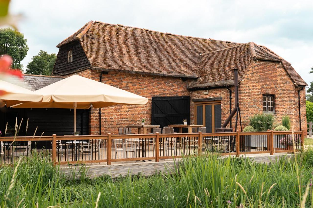 Tewinbury Farm Hotel Ngoại thất bức ảnh