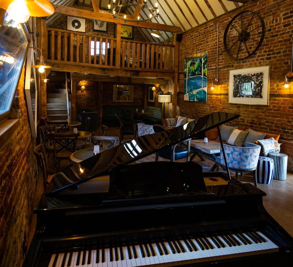 Tewinbury Farm Hotel Ngoại thất bức ảnh