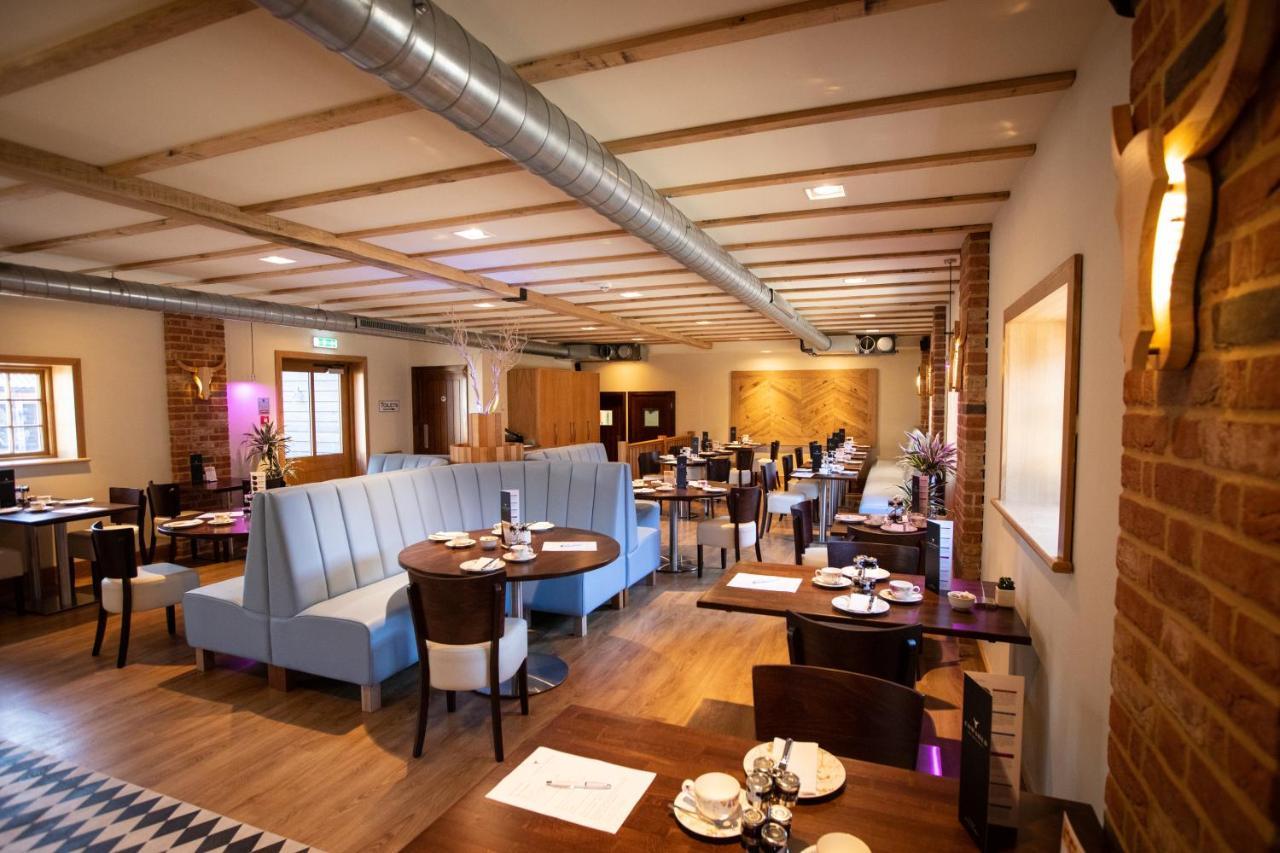 Tewinbury Farm Hotel Ngoại thất bức ảnh